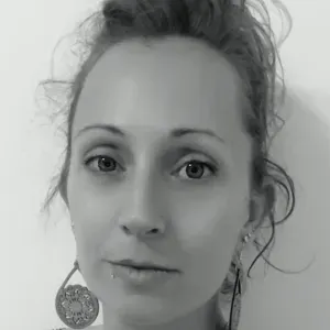 Femme de ménage, de compagnie