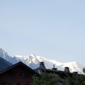 Je recherche une baby sitter périscolaire a Chatou