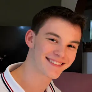 Baby-sitter et aide au devoir à Dijon 