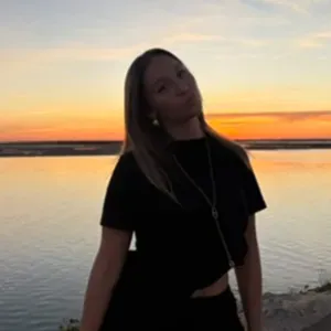 Baby-sitter expérimenté à royan ! 