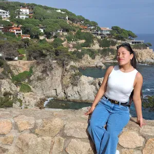 CANGURO,CUIDADO DE PEQUEÑOS EN BARCELONA !!