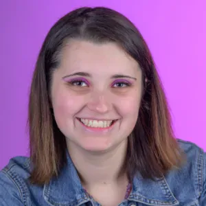 Baby-sitter véhiculée de 24 ans disponible à Montbéliard