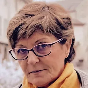 Nounou acceptant les week end et les horaires décalés