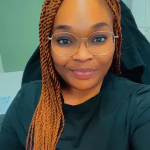 AIDE A DOMICILE  les nuits et les weekends