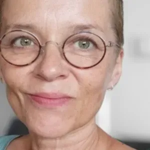 Dame de compagnie et d'échange