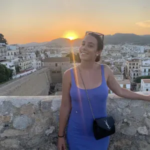 Niñera en Zaragoza con experiencia y formación