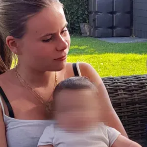 Baby-sitter motivé pour la garde de vos enfants 