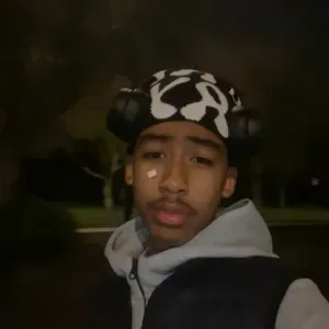 Baby-Sitter sur Chelles disponible le soir et les week end