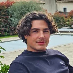 Baby-sitter habituer au enfants 04700 Oraison 