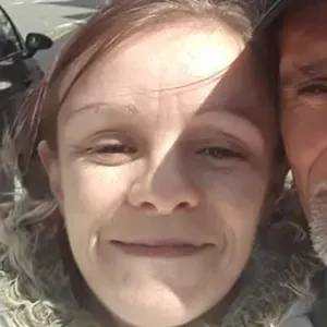 Technicienne de surface hensies 