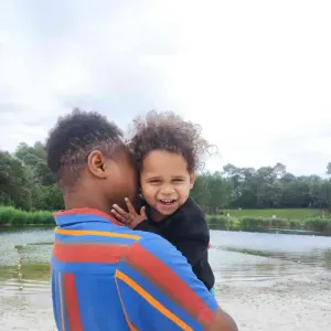 Je recherche un baby sitter