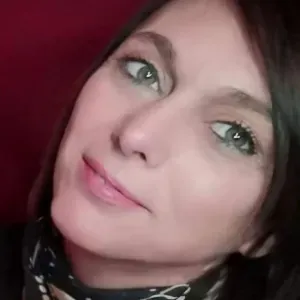 Badante amorevole, paziente , 