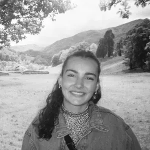 Babysitter sérieuse et motivée à Bordeaux.