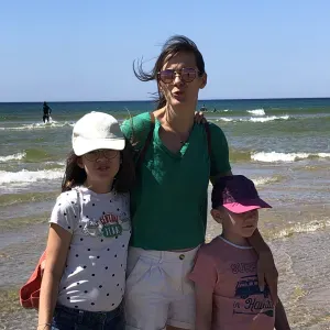 Cherche nounou fiable pour sorties d'école  – Septembre 2025