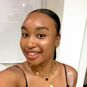 Étudiante en droit propose aide aux devoirs primaire/collège