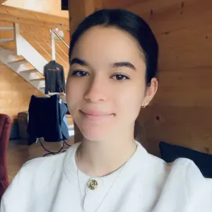 Baby-sitter de Sainte Maxime et alentours 