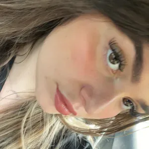 Baby-sitter fiable et sympa autour d'Aix-en-Provence