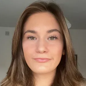 Pet-Sitter, Baby-Sitter, Aide aux devoirs/Cours d'anglais