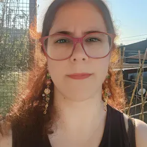 Técnica de Apoio Familiar e Logística Doméstica