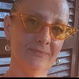 Cerco servizio pulizie e stiro e altre piccole mansioni