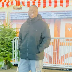 Committted tutor in English and Mathematics for Everybody