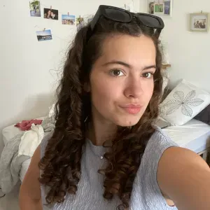 Baby sitter étudiante à Poitiers 