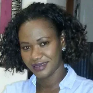 Empregada de Limpeza. Limpeza com gosto e amor. 