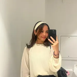 Baby-sitter disponible à Bron et ses alentours!