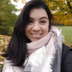 Baby-sitter et Auxiliere de vie