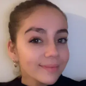 Je suis baby-sitter sur le secteur de Mandelieu 