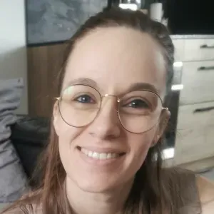 Elodie garde d'animaux a six fours 