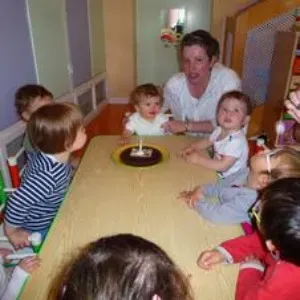 RECHERCHE 1 BEBE PLACE DISPONIBLE DES MAINTENANT.