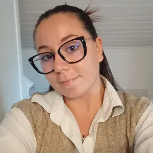 Baby-sitter expérimentée à ouistreham et alentours