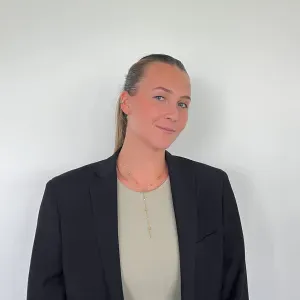 Baby-sitter diplômée secouriste, sérieuse et disponible !