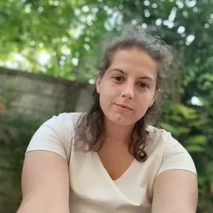 Addetta alle pulizie disponibile a Busnago (MI).