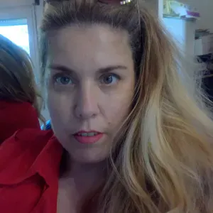 Dog sitter affidabile e amante degli animali 