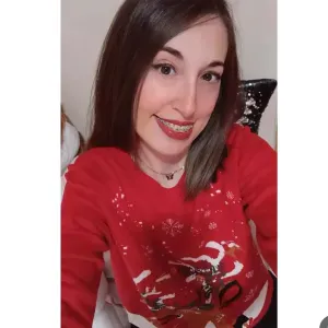 Cuidadora de niños en Valencia. Maestra de Infantil