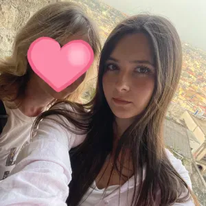 Baby-sitter diplômé auxiliaire de puériculture 