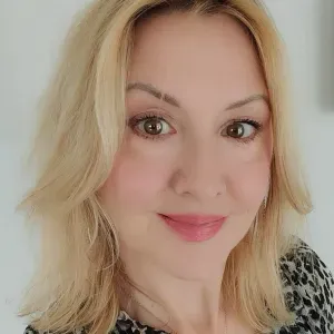 Aide à domicile expérimentée, auxiliaire de vie