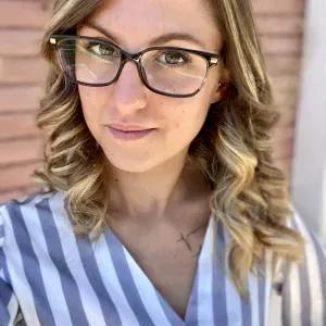 Cerco lavoro come aiuto domestico