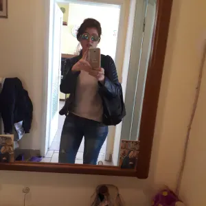 Cerco lavoro addetta di pulizie 