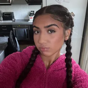 Baby-sitter dans le 92 ( plus en soirée)