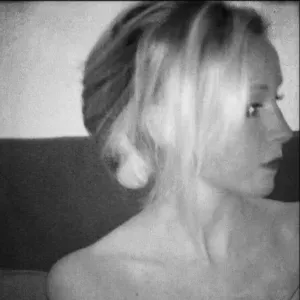 Je cherche une baby-sitter à domicile