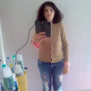 Buongiorno,sono Cristina,mi offro come baby sitter