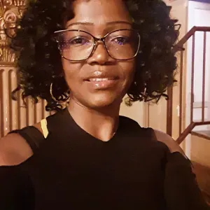 Baby-sitter expérimentée à nice