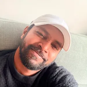 im looking the job as a Pet sitter in paris 