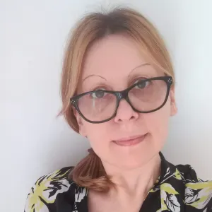 Baby-sitter esperta con esperienza
