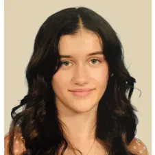 Etudiante et baby-sitter dynamique 