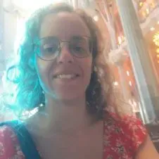 Professionnelle de la petite enfance cherche baby-sitting