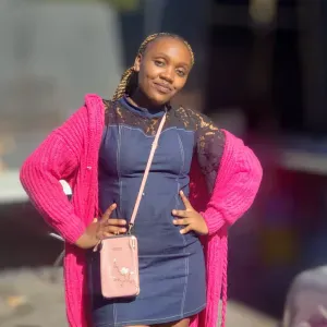 Part time cleaner/babysitter in limoges 